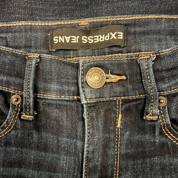 Express Mid Rise Legging Jean - Picture 4 of 5